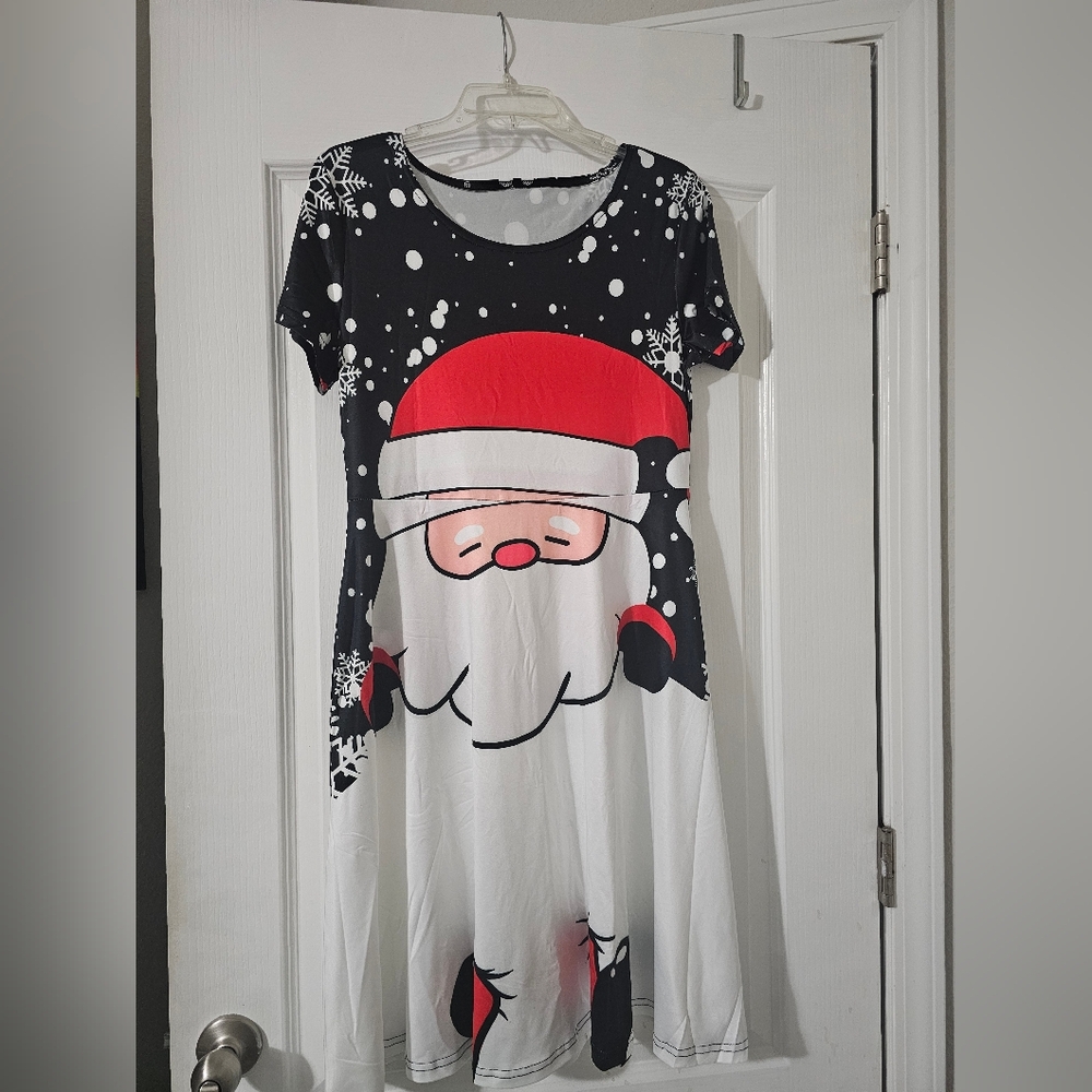 Santa Claus Graphic Dress Size Large - Picture 8 of 9
